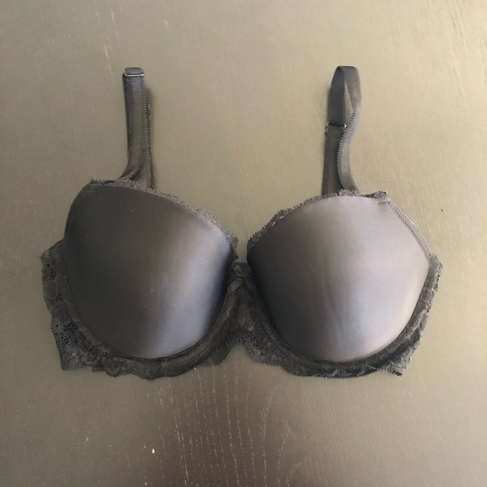 Victoria’s Secret dream angels lined demi bra 32DD
